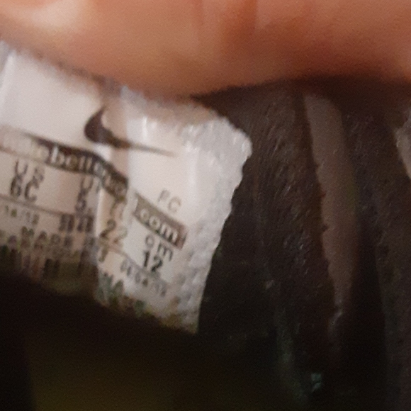 Shoes - Picture 2 of 2